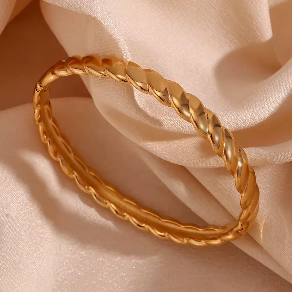Pat Bracelet