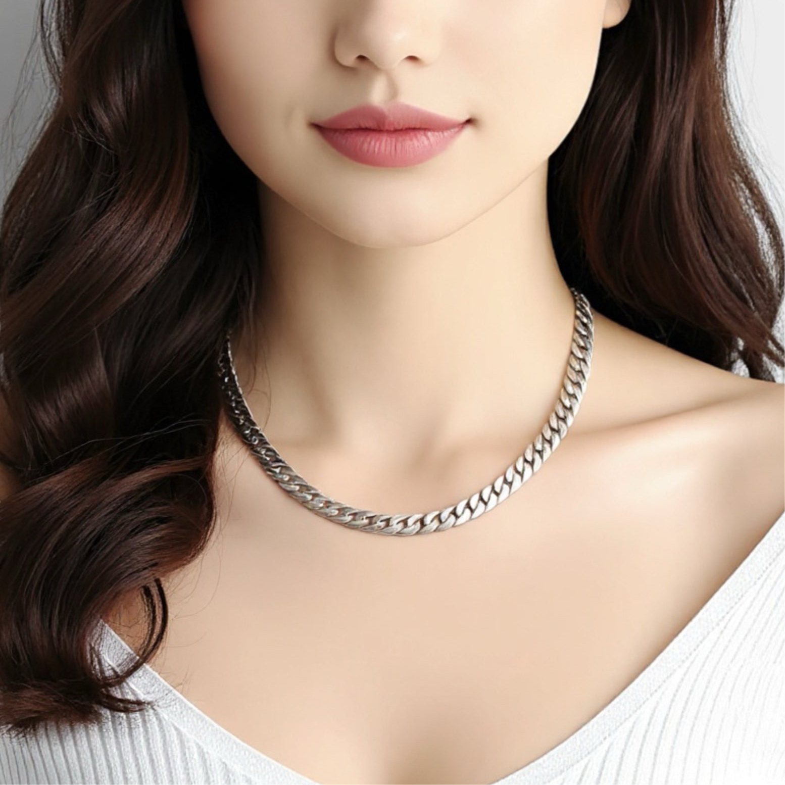 Tessa Flat Silver Necklace