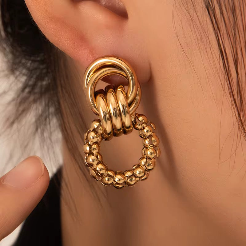 Alma Earrings