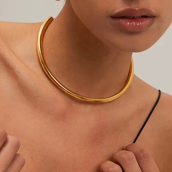 Aria –  Gold Tube Choker Necklace