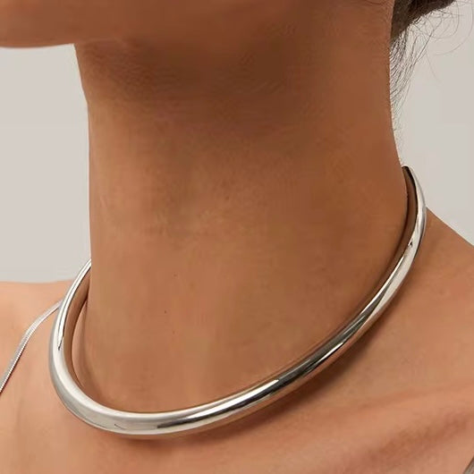 Aria –  Silver Tube Choker Necklace
