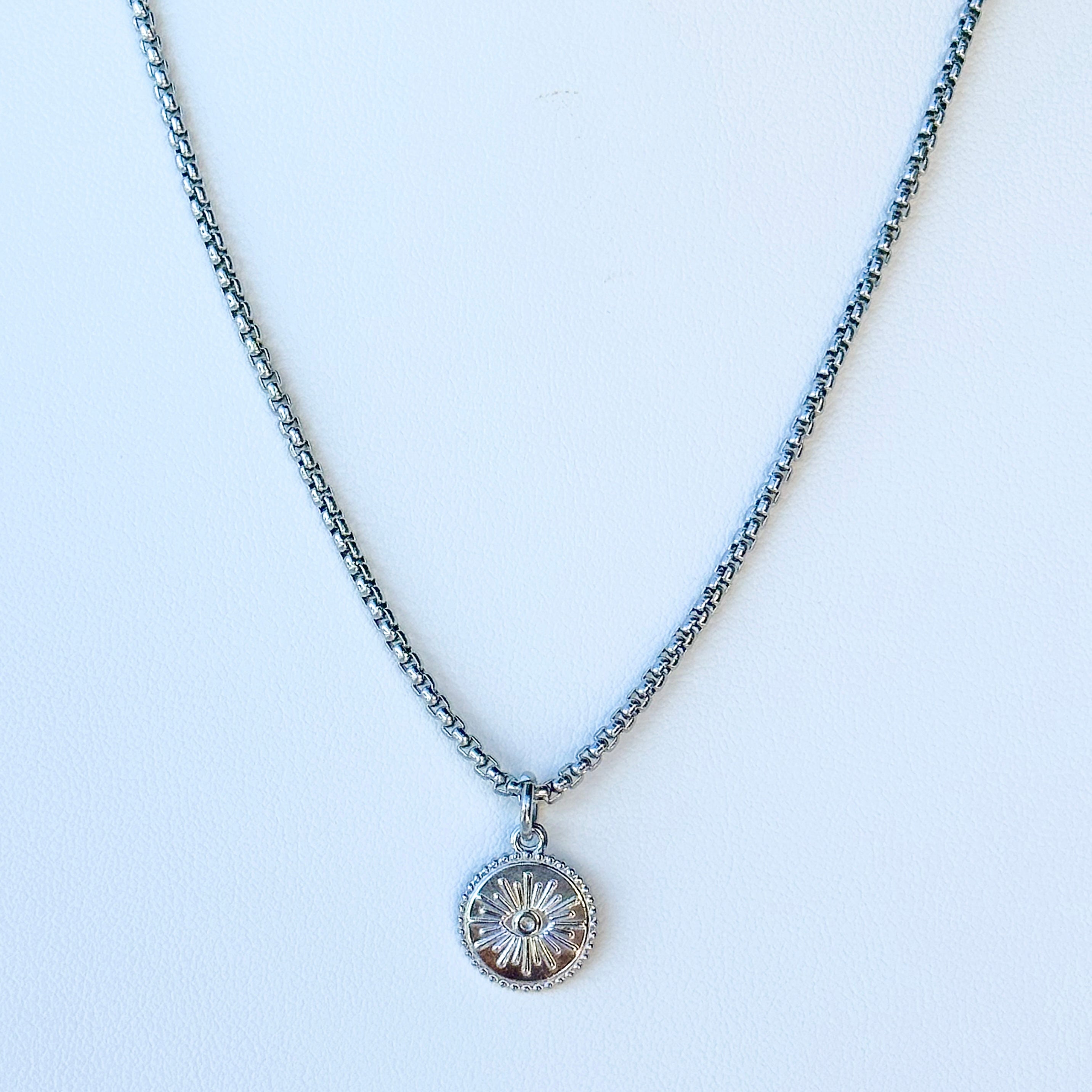  Lily Silver Necklace