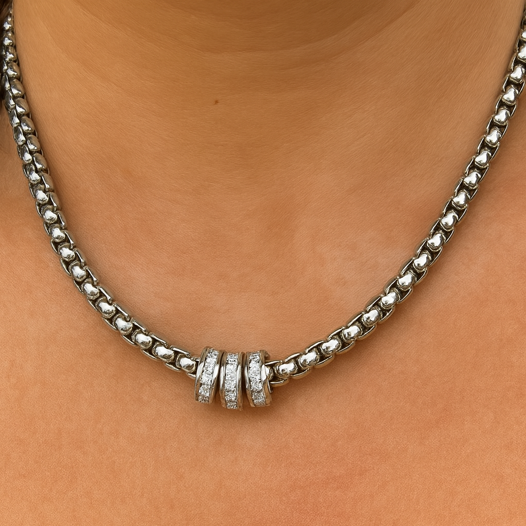 Lara Silver Necklace