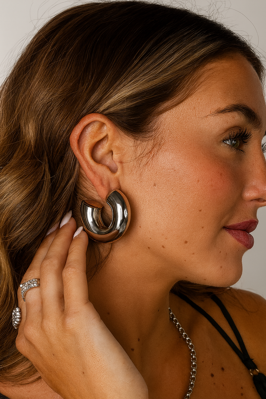 Laura Silver Hoops