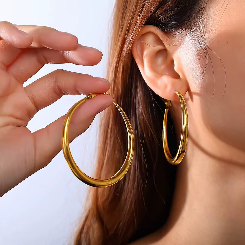 Gaby Extra Large Hoop