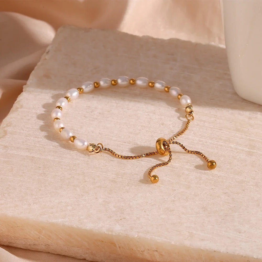 Mischa Pearl Bracelet