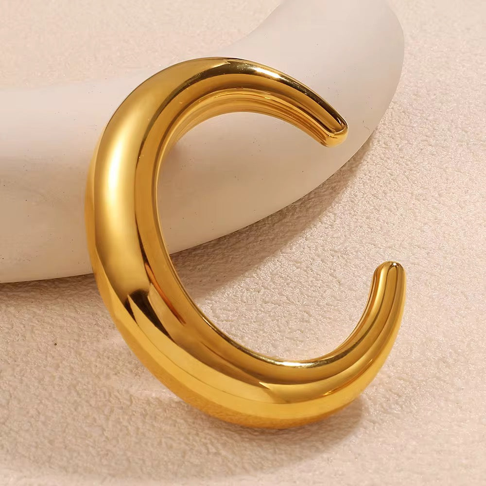 Penelope Gold Oversized Bangle