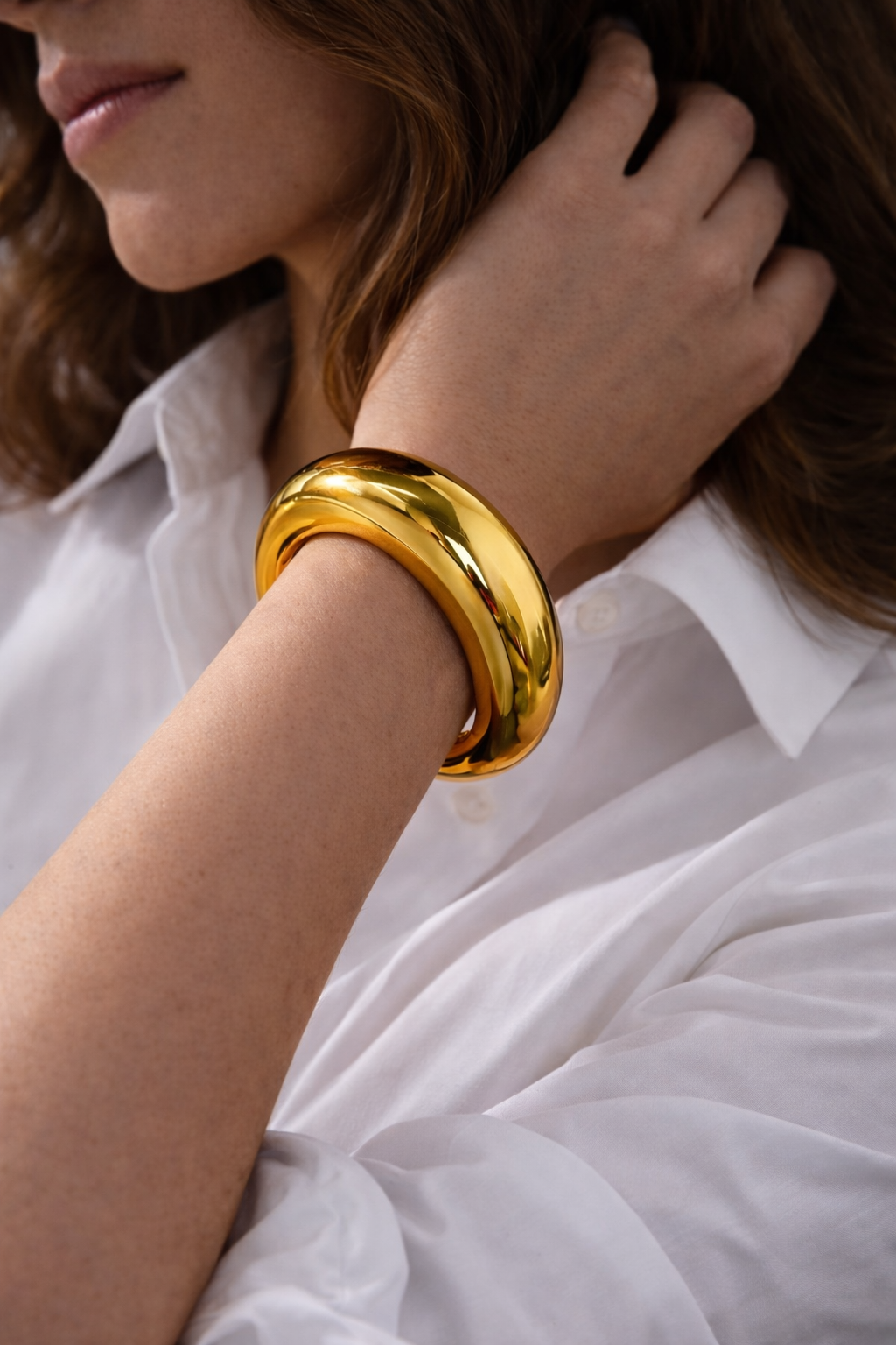 Penelope Gold Oversized Bangle