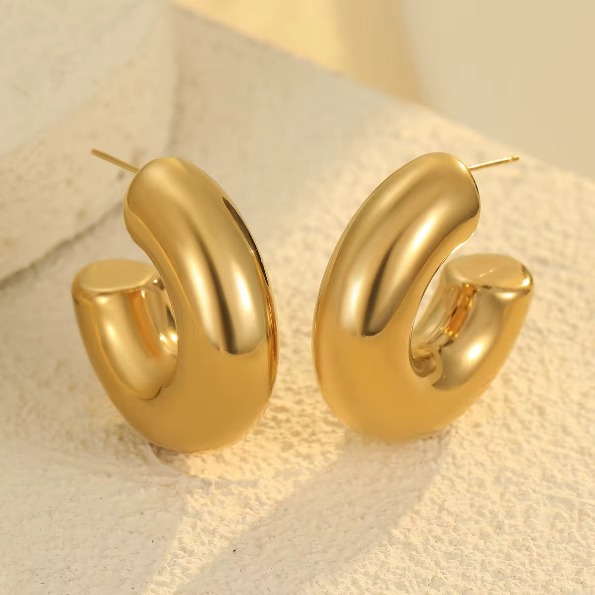 Laura Gold Hoops