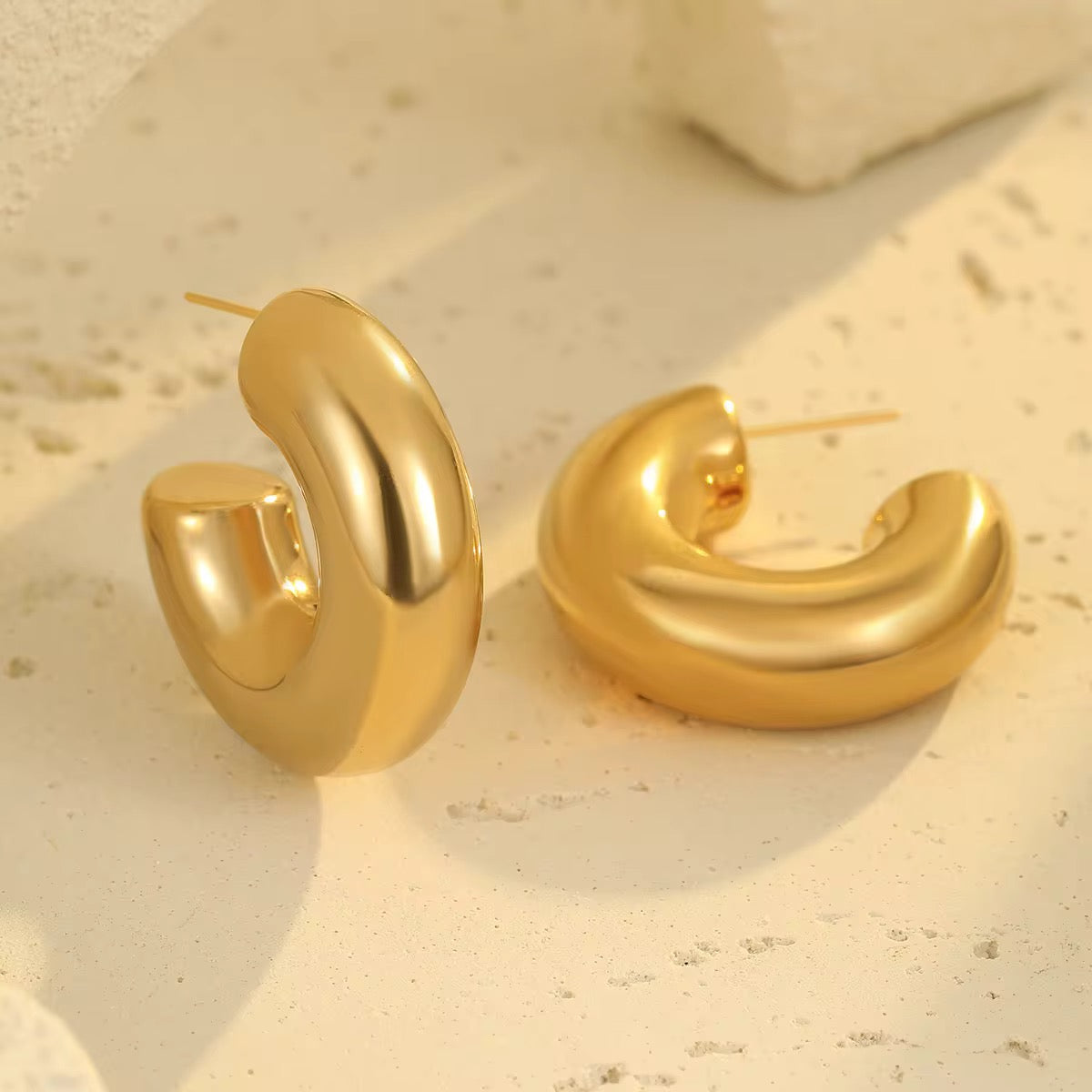 Laura Gold Hoops